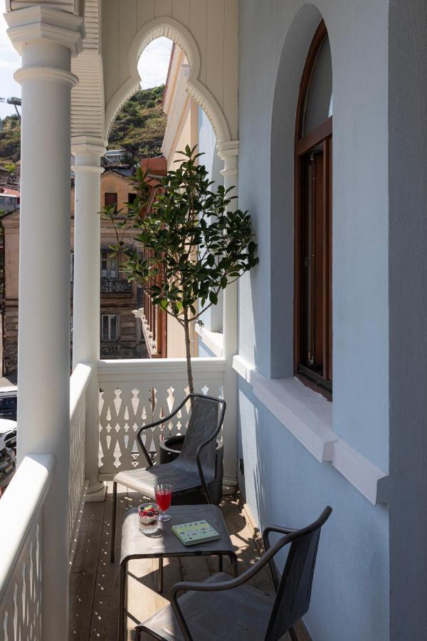 Puris Moedani Boutique Hotel Tbilissi Extérieur photo