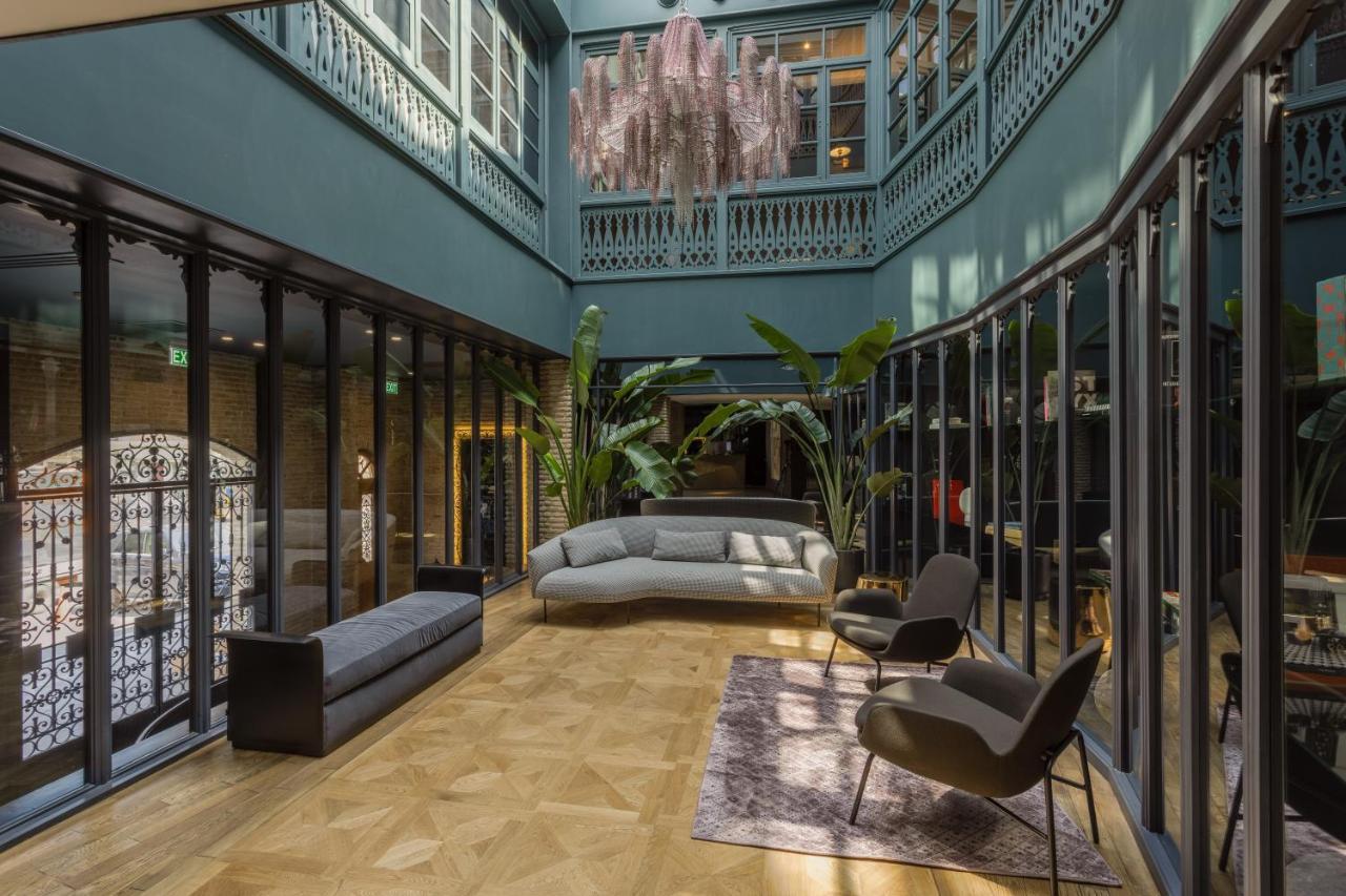 Puris Moedani Boutique Hotel Tbilissi Extérieur photo