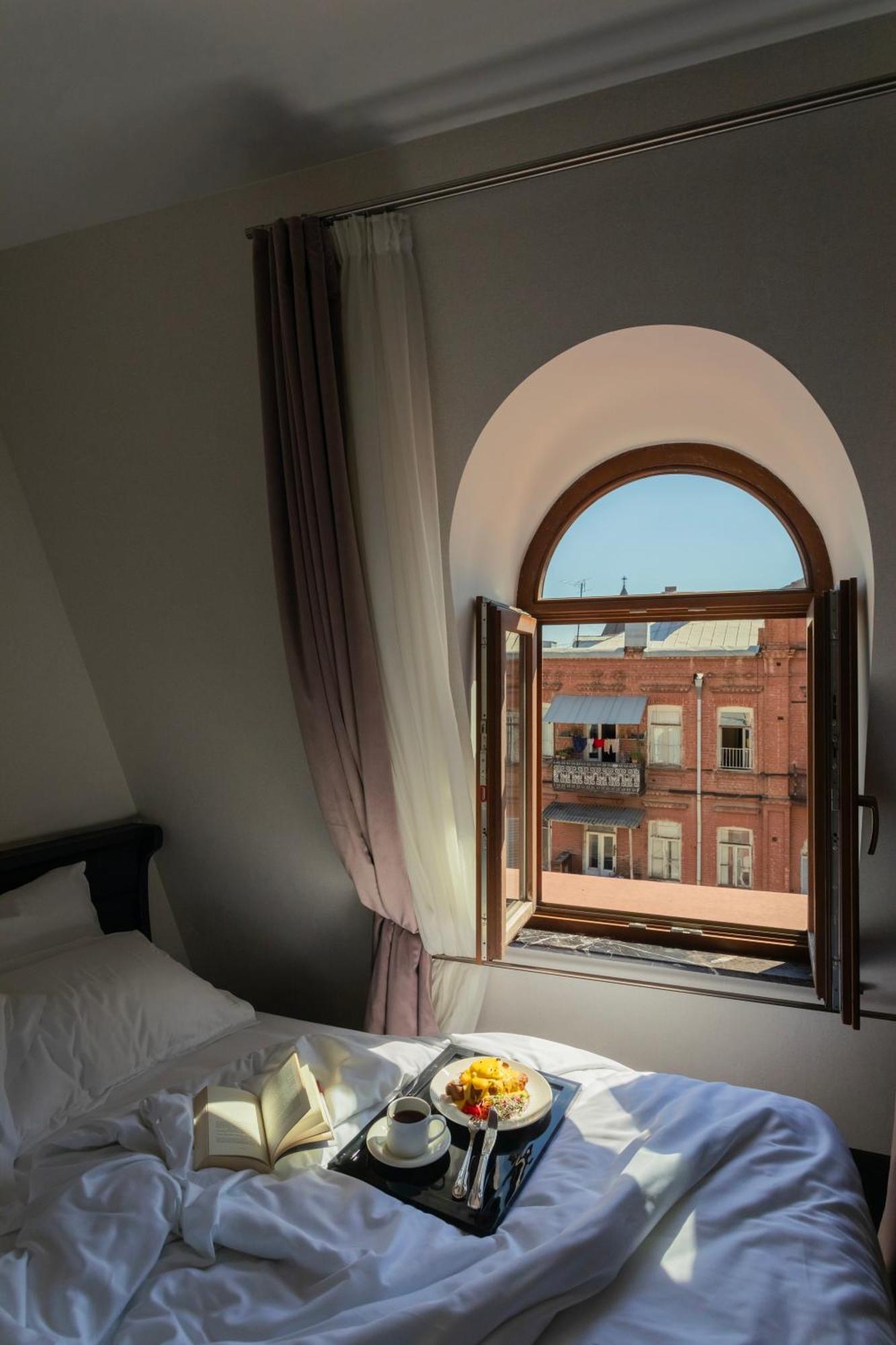 Puris Moedani Boutique Hotel Tbilissi Extérieur photo