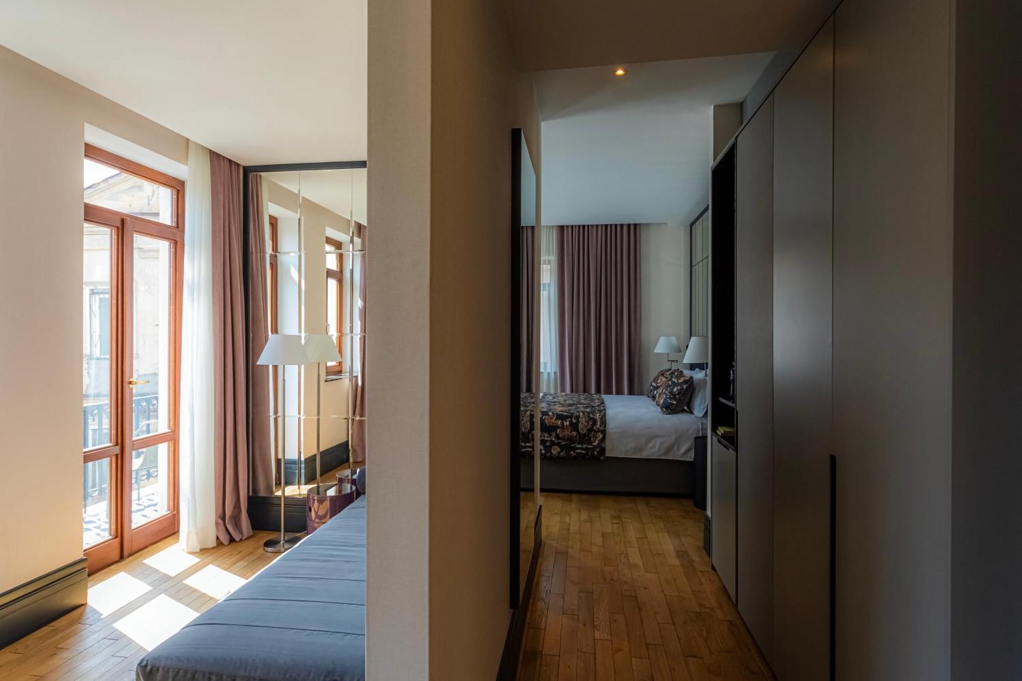 Puris Moedani Boutique Hotel Tbilissi Extérieur photo