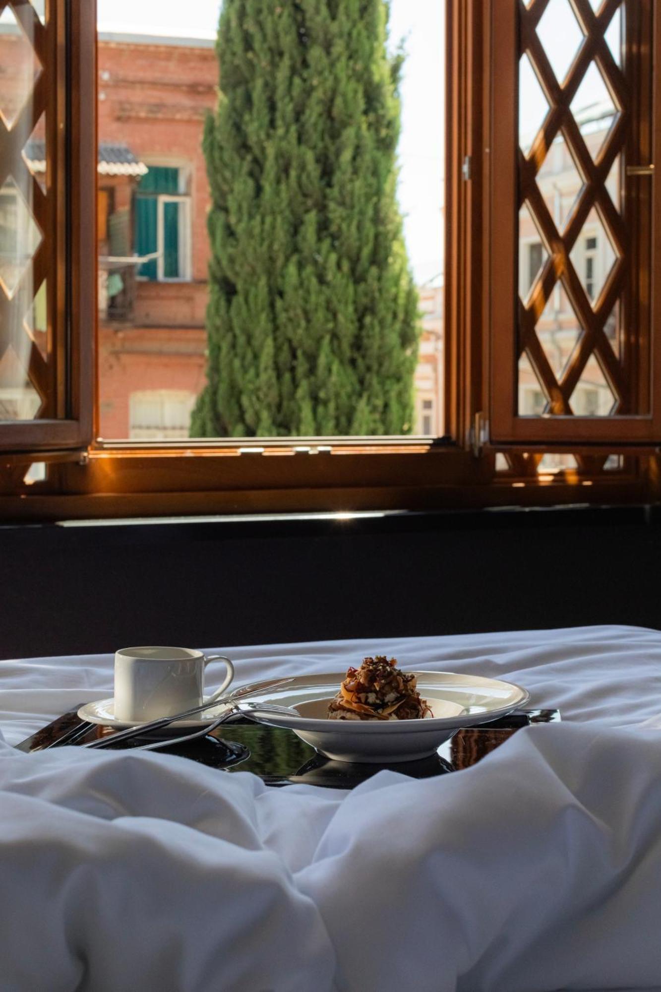 Puris Moedani Boutique Hotel Tbilissi Extérieur photo